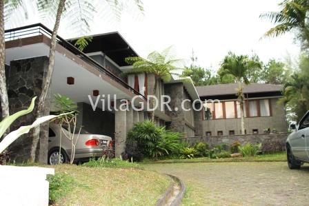 Villa 130 Kampung Daun Okta 8