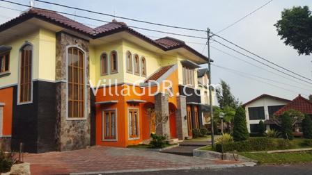 Villa 90 5 Kamar Orange 2