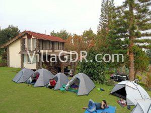 Sewa Villa Bernuansa Outdoor di Bandung buat Camping 2