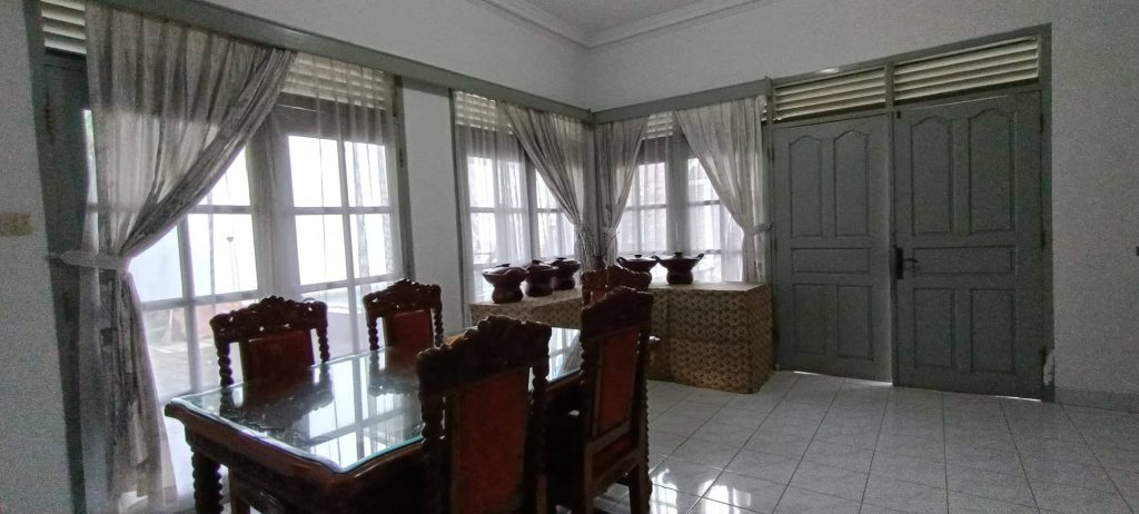 Villa di Lembang Dapur 3