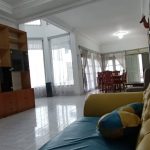 Villa di Lembang Ruang Tamu 4