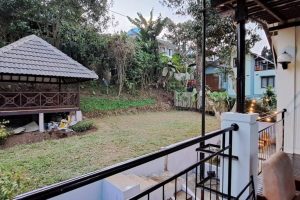 taman villa azalea 4