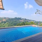 View Lembah dan Citylight Bandung di Area Private Pool (1)